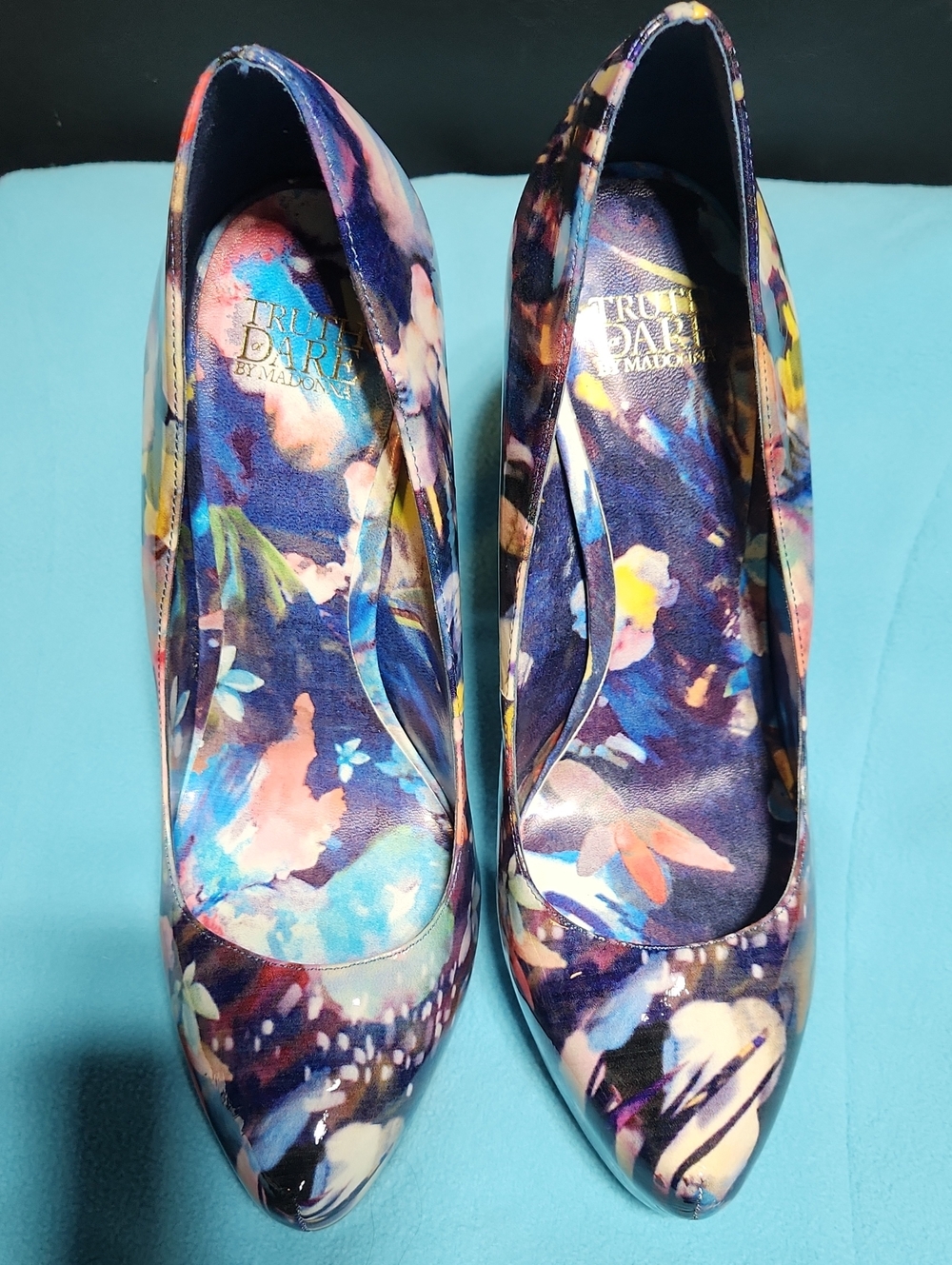 Madonna Truth Or Dare Floral Patent Almond Toe 6” Pumps! 1.5” Hidden Pltfrm